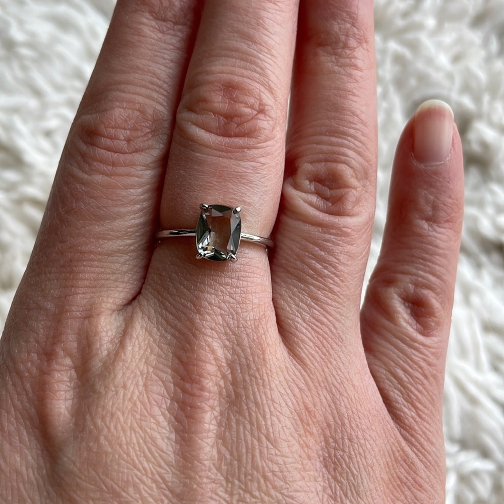 ☀️SALE!!☀️ 🆕 Emerald Style Cut Cocktail‎ Ring